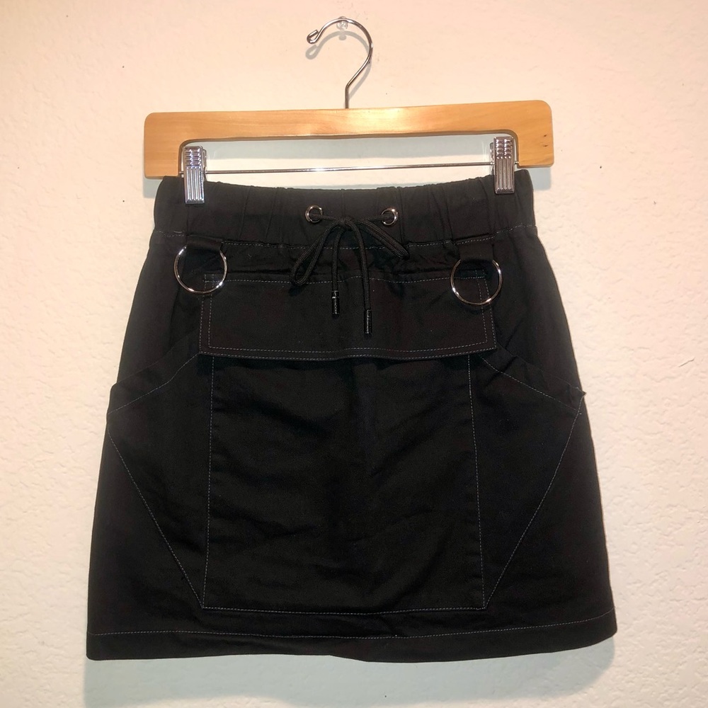Carmar High Rise Large Pocket Black Denim Ringed Cargo Skirt Sz 10
